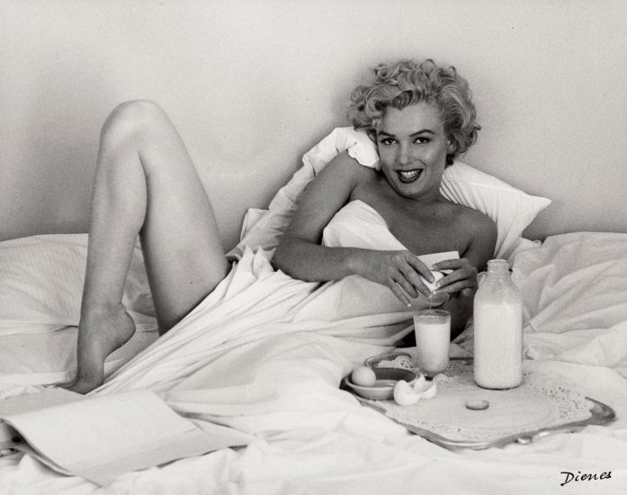 Marilyn Monroe by Andre de Dienes 09